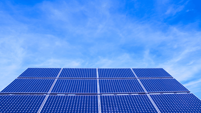 সোলার প্যানেল কীভাবে ইনভার্টার