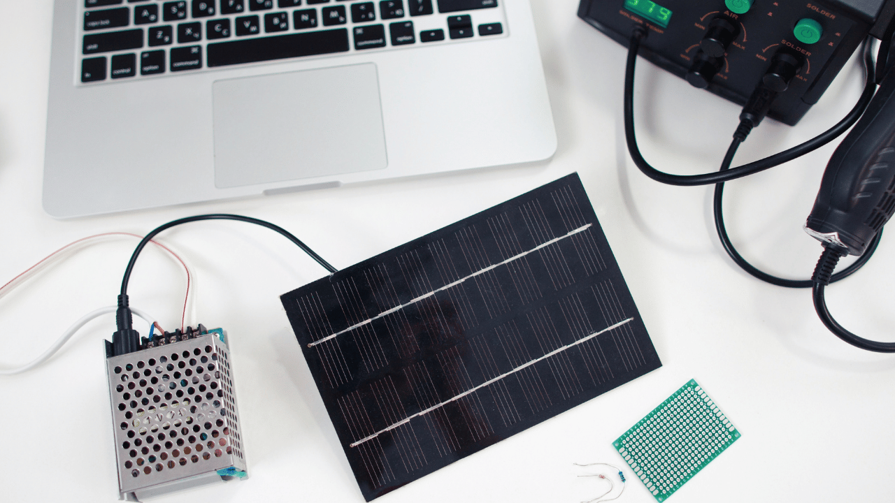 সোলার ব্যাটারি সংযোগ